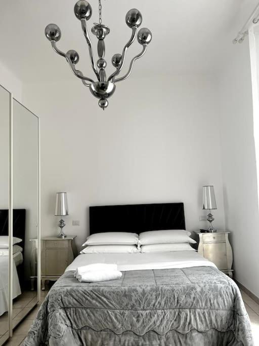 Hotel Virginia Apartaments - Stazione Termini Rome Exterior photo